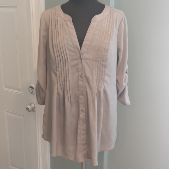 BCBG Button Shirt size L - Picture 1 of 6